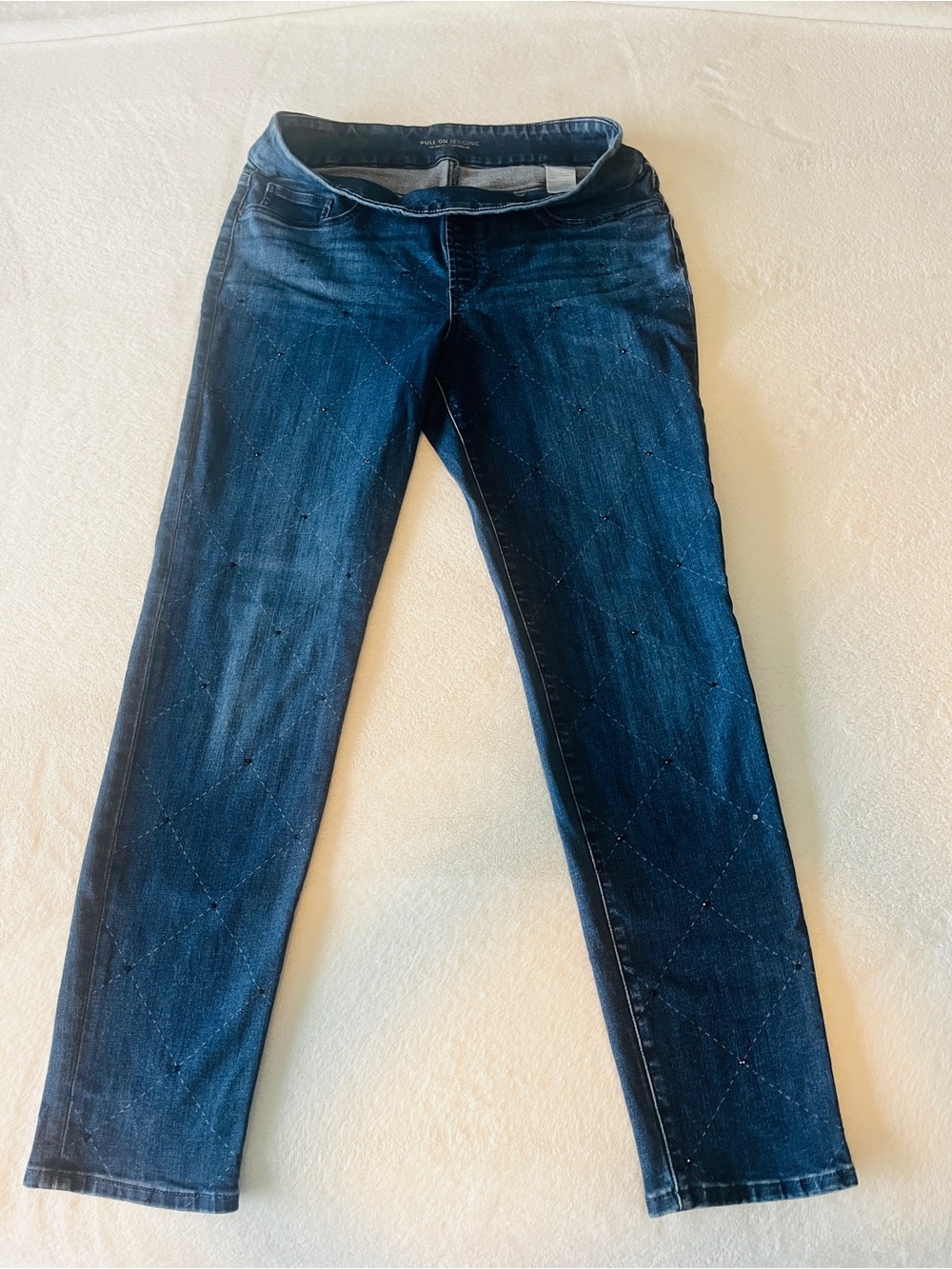 Chico's Indigo Jeggings w/ blue raised Diamond Stitch Accents Chico’s Size 1.5